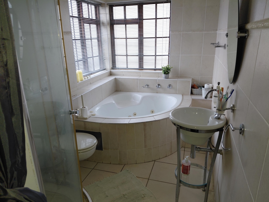 3 Bedroom Property for Sale in Bothasrus Eastern Cape